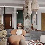 Aino Hotel 4*