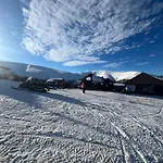 Aino 4*